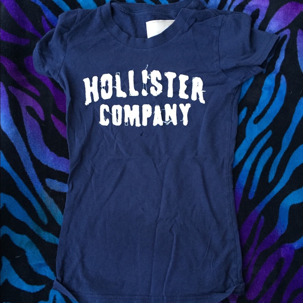 Hollister blue t shirt
